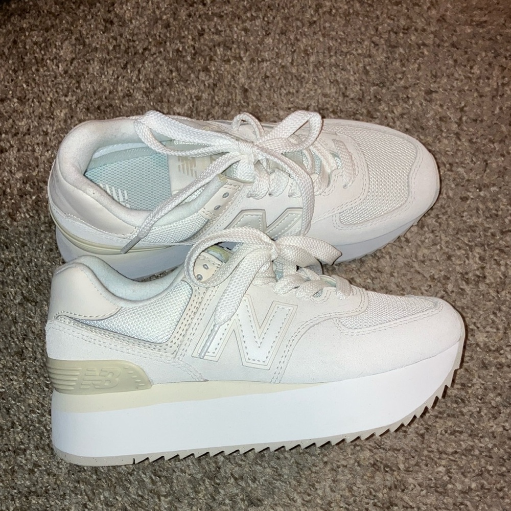 New Balance Women's White Sneakers platform